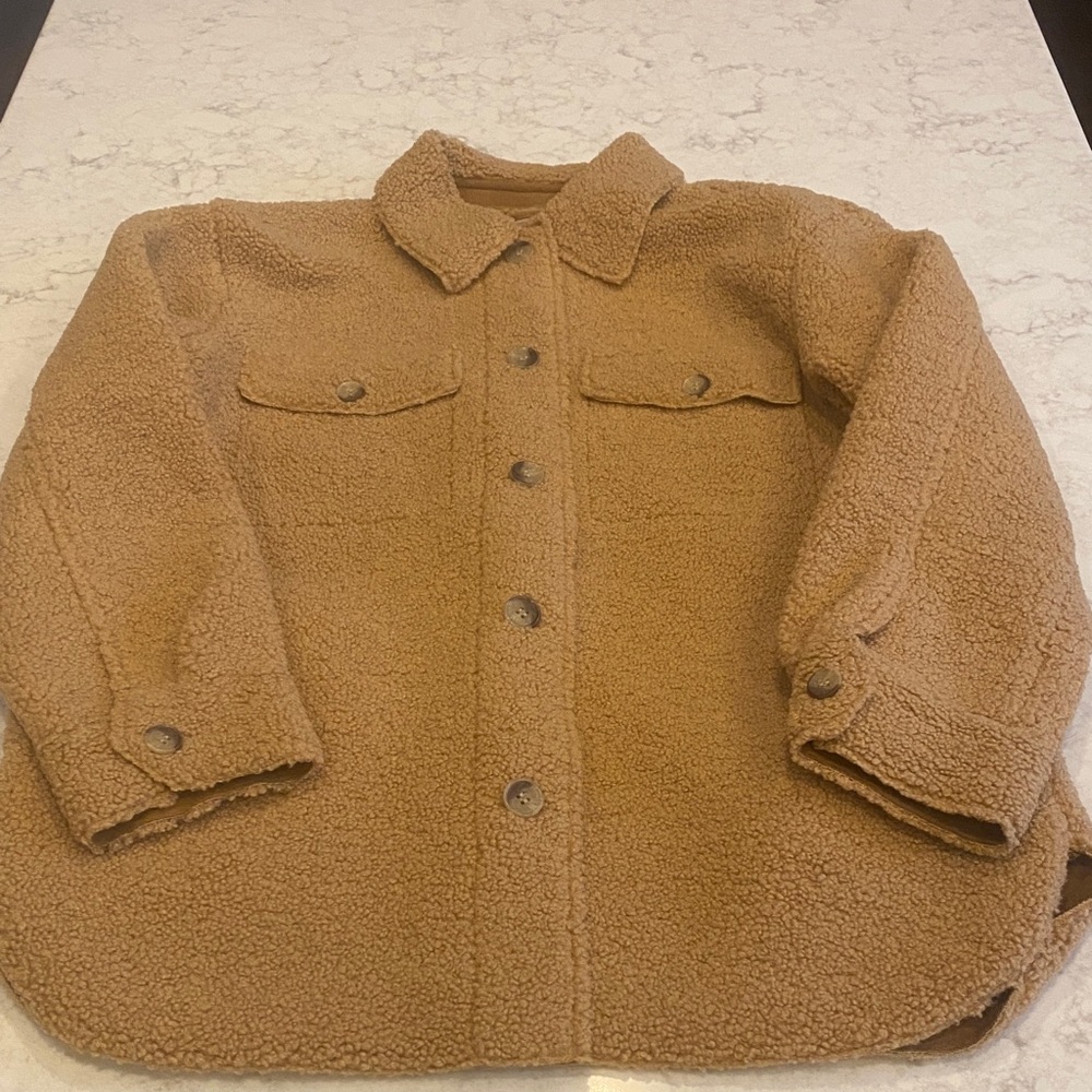 Sherpa/ Suede Women’s Shirt/Shacket, size medium